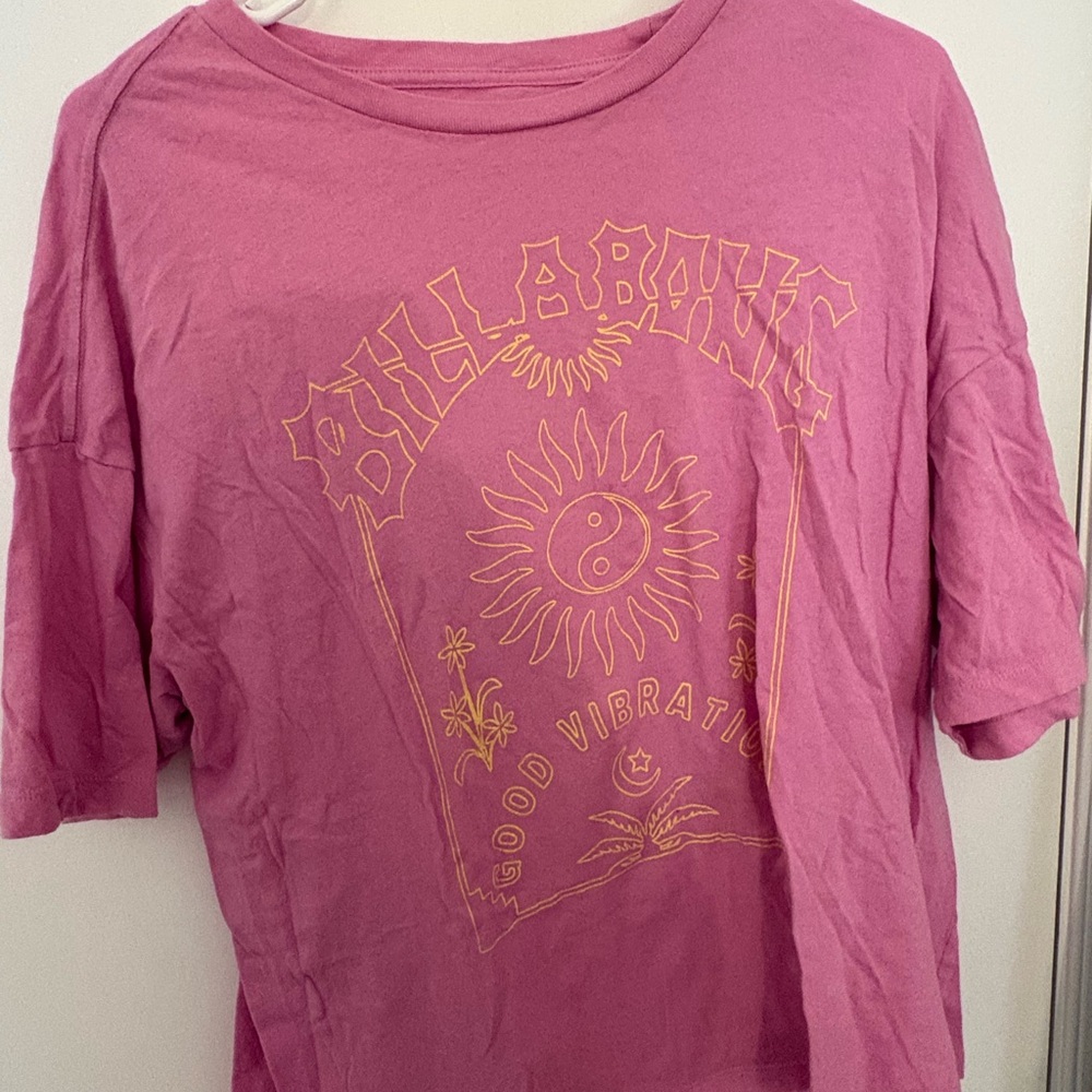 Billabong Pink Tee with Yellow Graphic